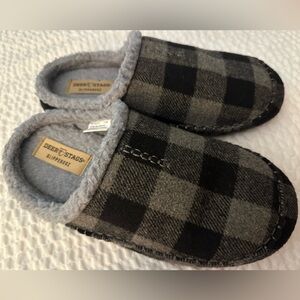 Deer Stags‎ Black and Gray Checkered Slippers